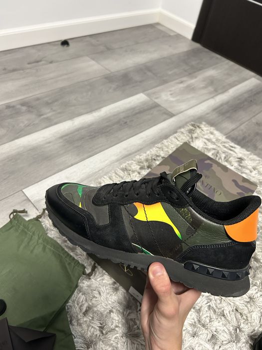 Vand Valentino Garavani Rockrunner URGENT