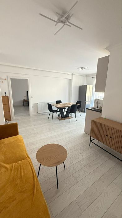 Închiriez apartament nou 2 camere, zona ISU, disponibil 16 decembrie