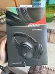 Bose quietcomfort headphones