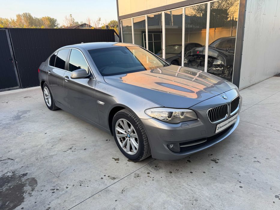Dezmembrez BMW seria 5 F10 520d NFL 184cp N47N an 2010