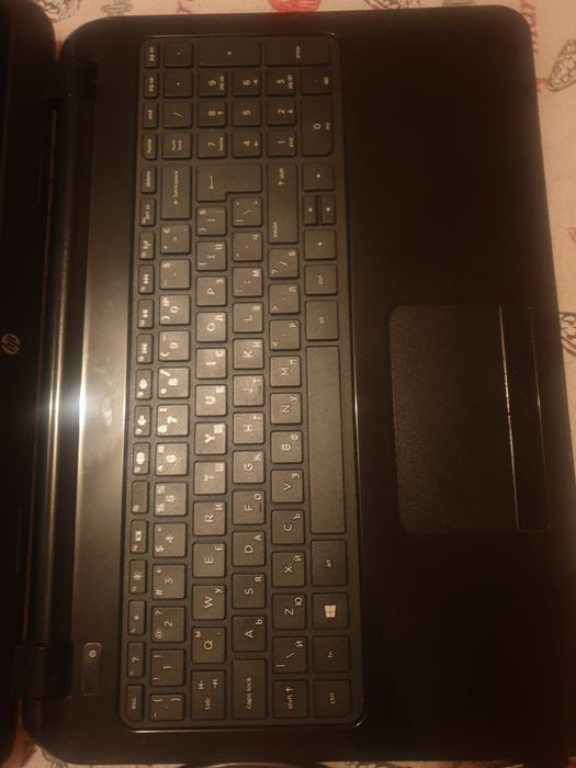 HP 15-g001su на части