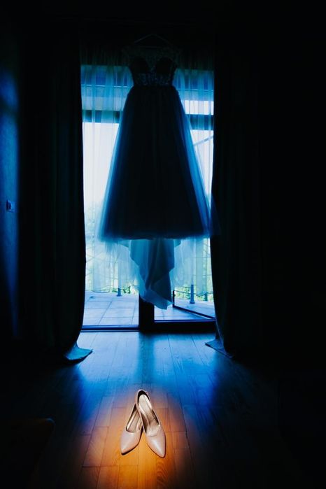 Rochie de mireasa stil prințesă + pantofi + voal lung 3 metri