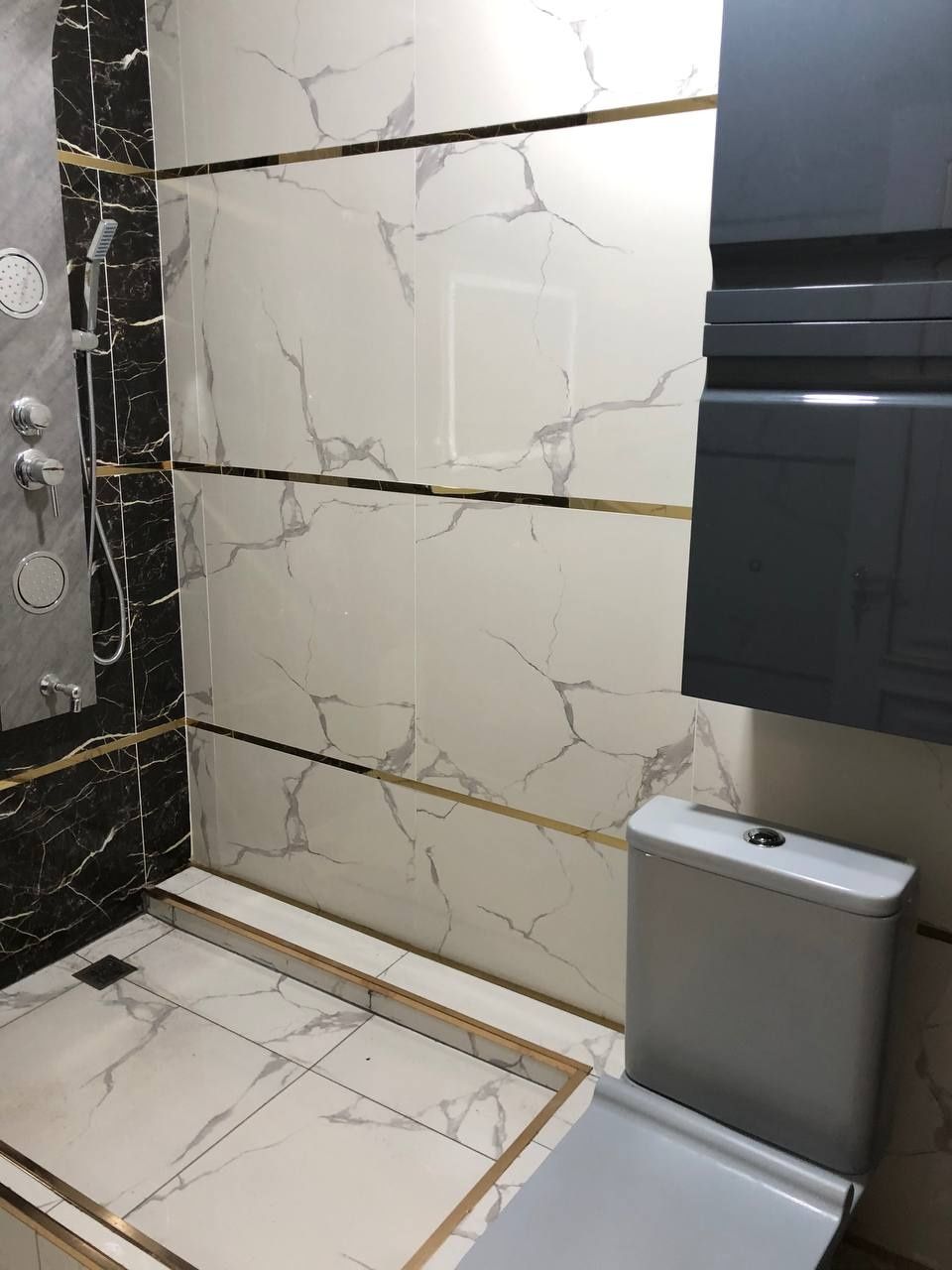 Срочно! Продажа. 3/1/8. Иззат