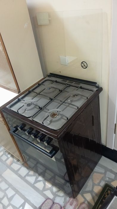 Газ плита и витешка