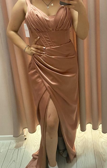Rochie de vânzare