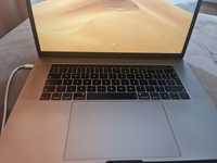 Macbook Pro 15 2018 250GB, 16 Gb RAM, 2.2GHz I7