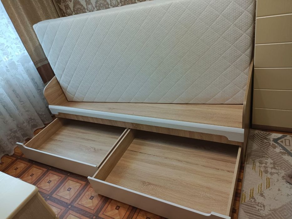 Кровать    90×200