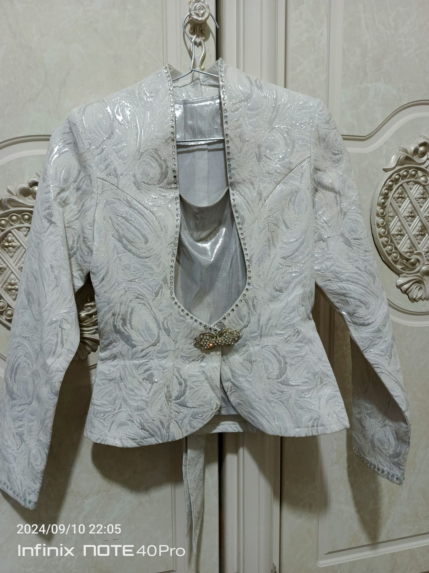 Kostyum yupka tiroyka       костюмную юбку