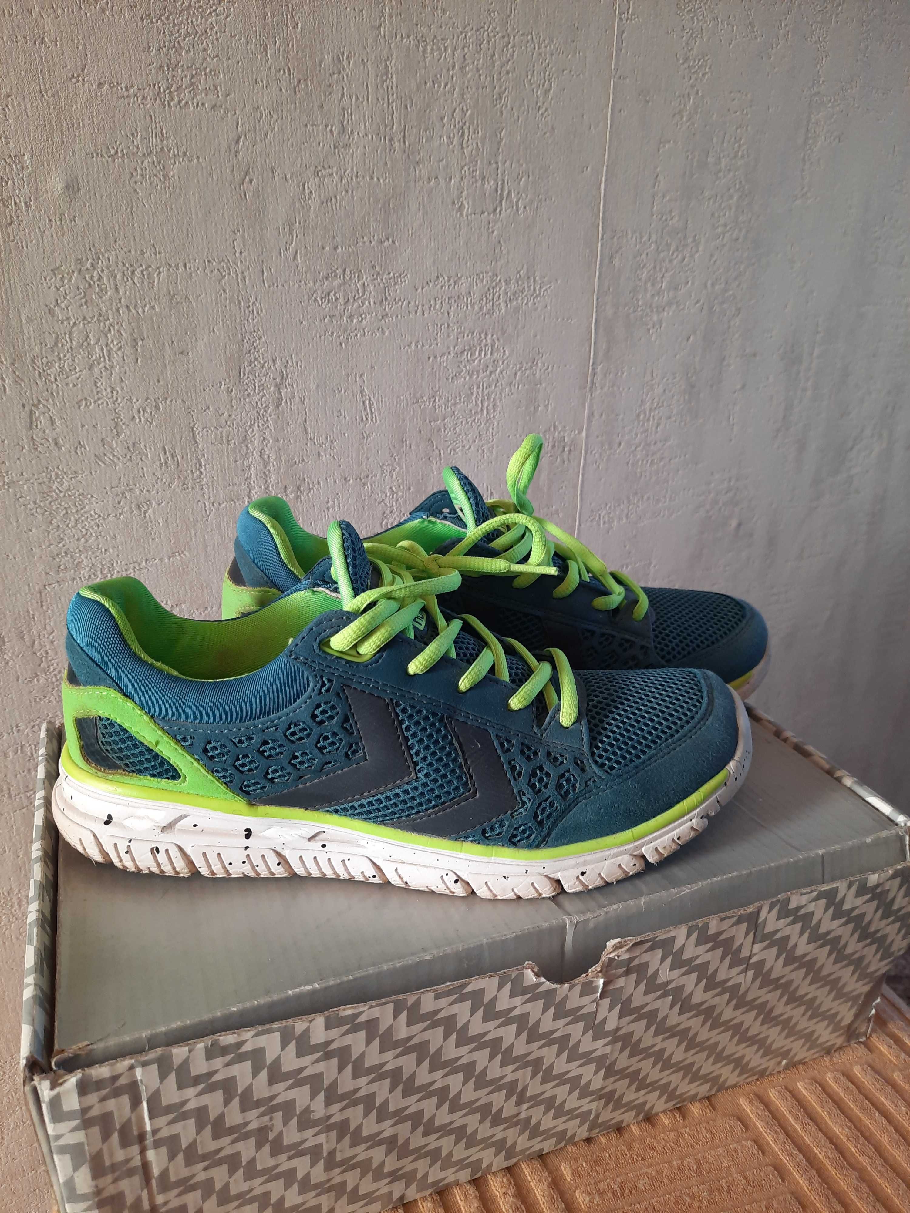 Маратонки Hummel