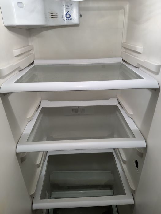 Combina Frigorifica Whirlpool side by side functionala