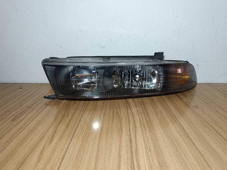 Фара Левая Mitsubishi Galant 8 EA 96-06г MMC Митсубиси Галант передняя