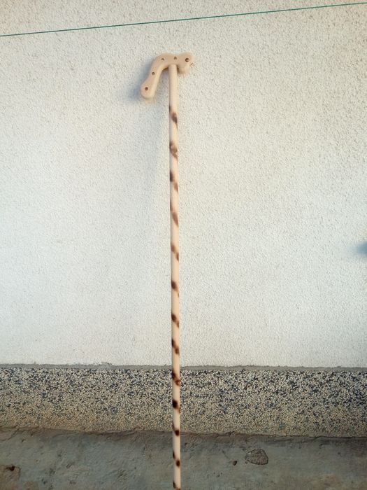 Овчарска гега-от натурална дървесина