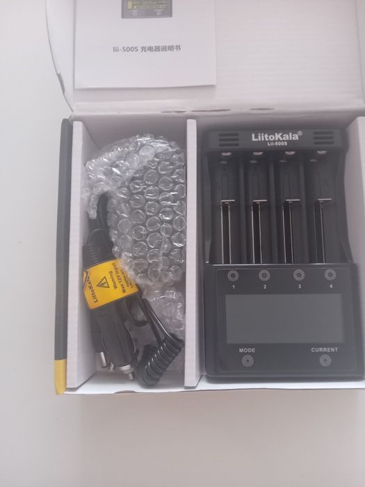 Универсално зарядно устройство Lii-500S, 4 канала, функция powerbank