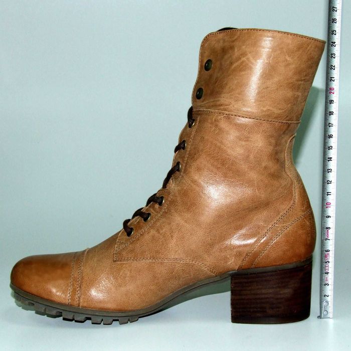 Ghete dama, piele naturala, mas. 40, Made in Austria, NOI