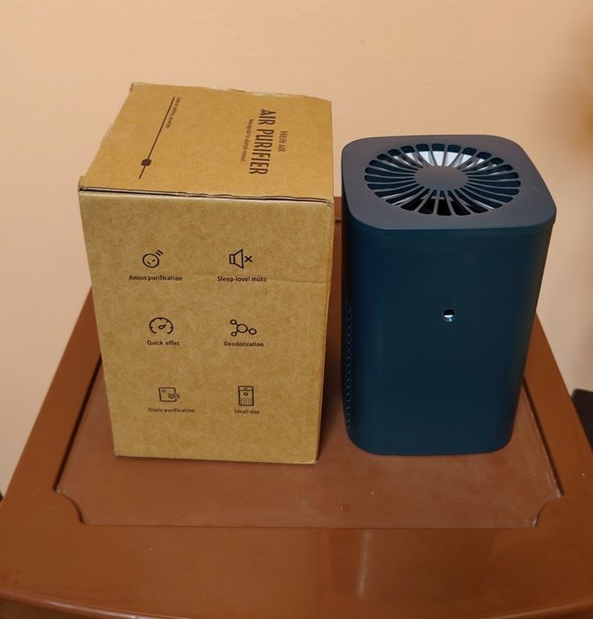 Purificator de aer nou la cutie