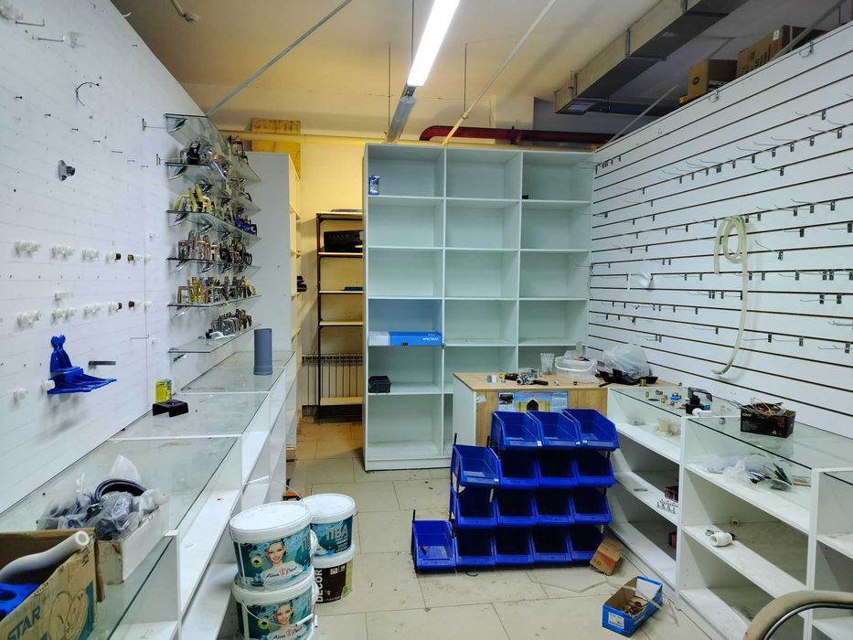 Продам бутик в колхозном рынке