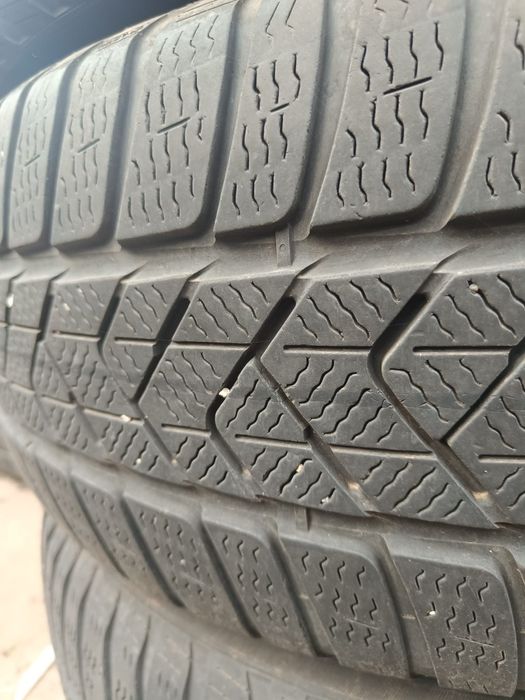 Anvelope iarna Pirelli 245/50/19 runflat (2519)