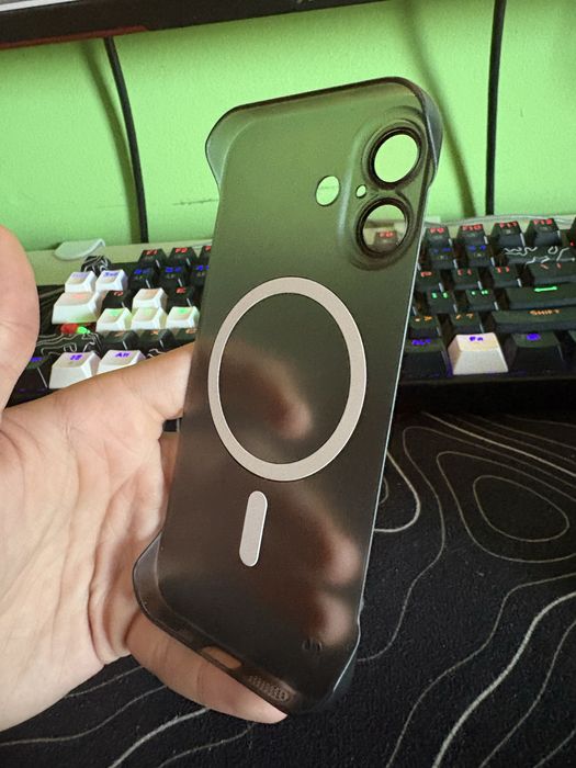 Калъф за iPhone 16