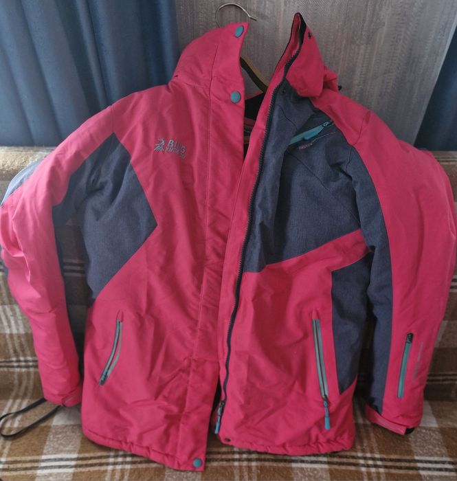 Продам лыжный теплый костюм