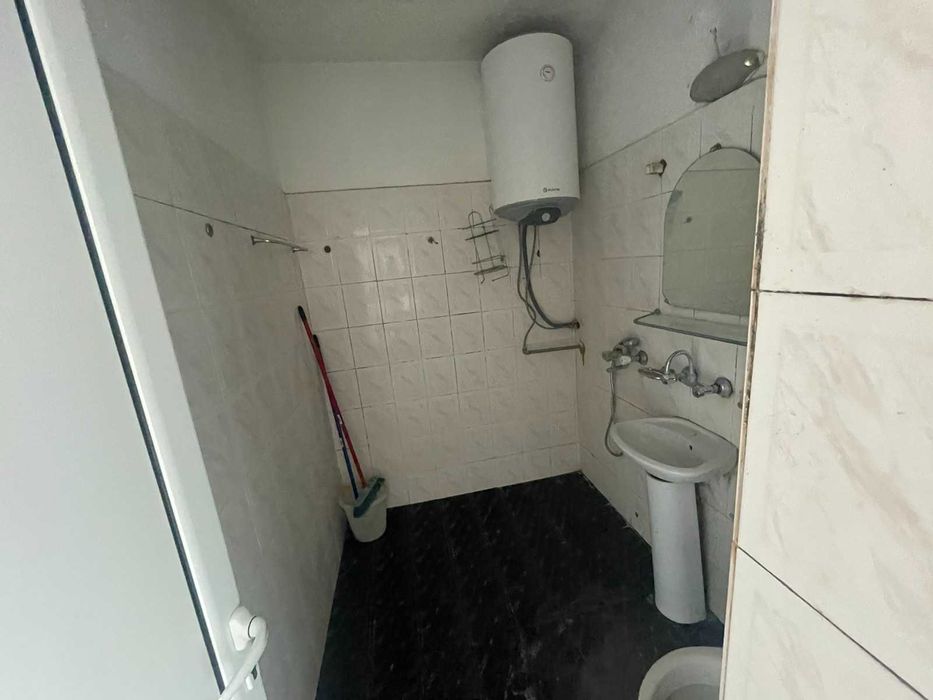 Продава се Двустаен апартамент в Пловдив, Кючук Париж - 65 кв.м за 1408 €/кв.м - Снимка #9