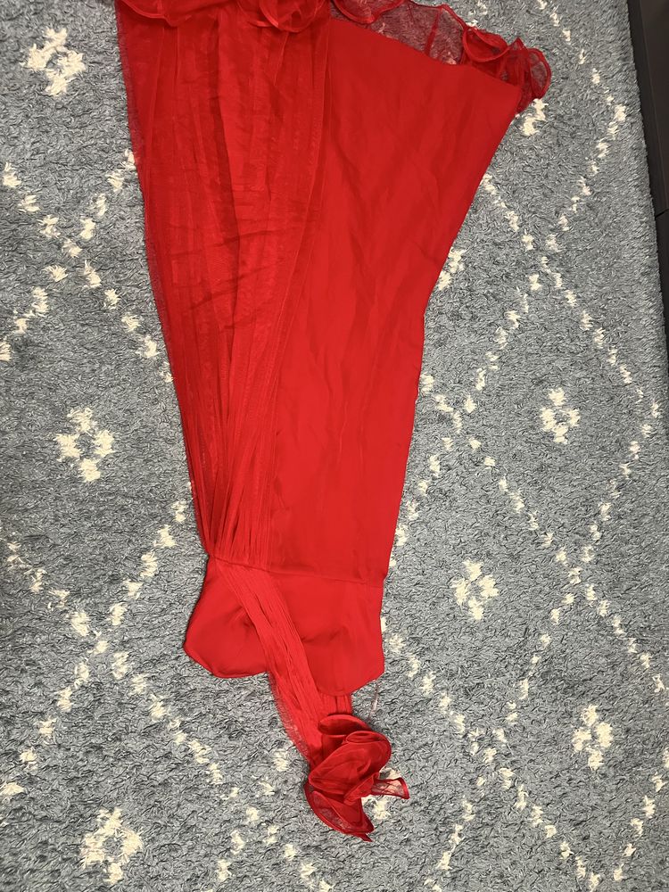 Rochie ocazie designer Ana Radu. pe eticheta marimea M,merge si la S.