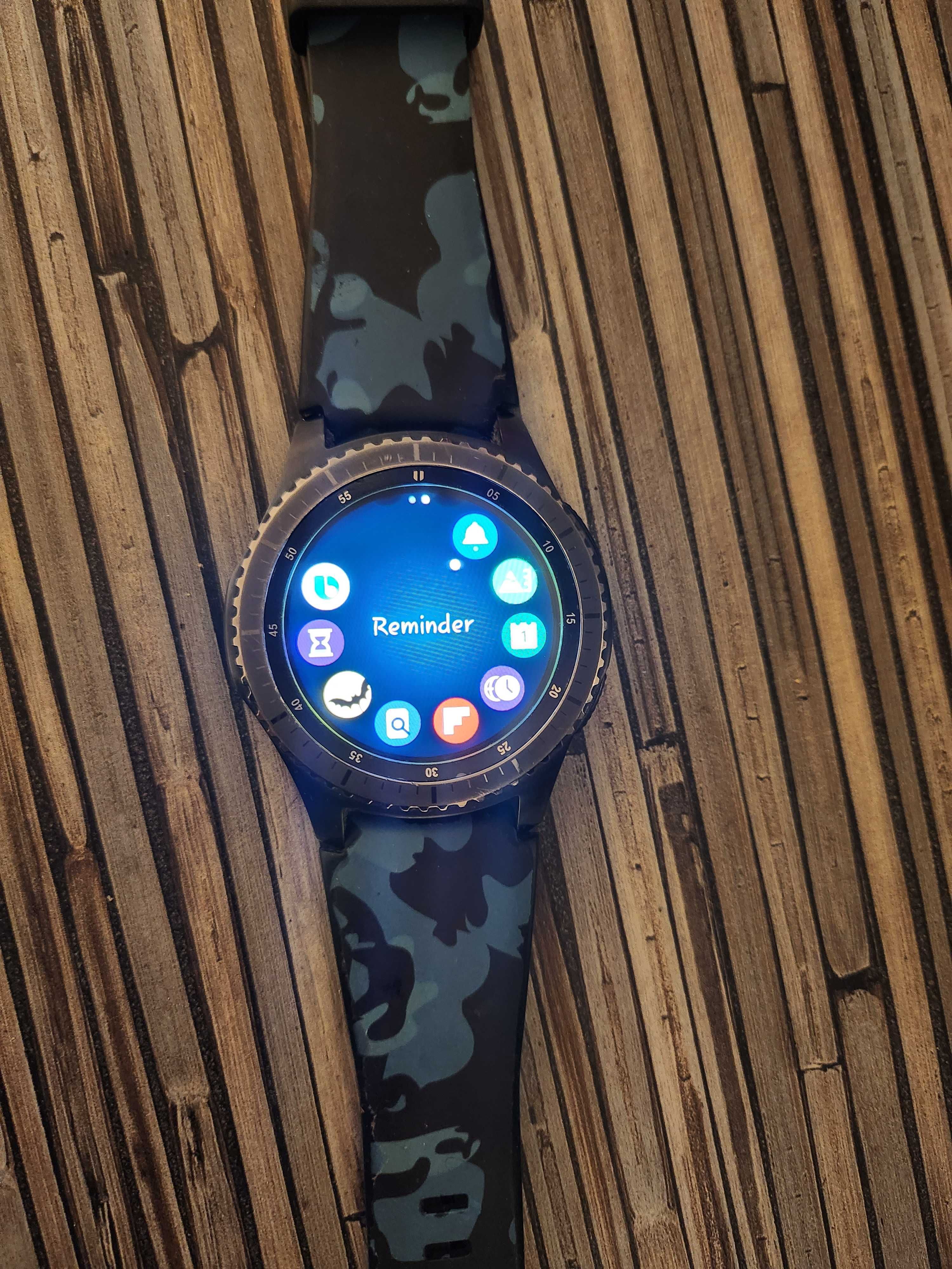 Часовник Samsung Gear S3 frontierr