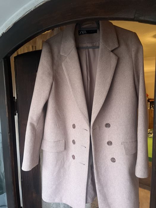 Дълго палто тип сако Zara в цвят пудра