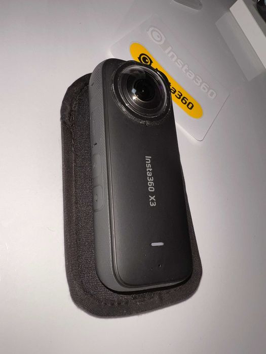 Insta360 X3 + 2 Baterii + 2 Carduri 128GB – Funcțională Perfect