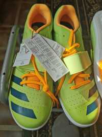 Обувки, шпайкове Adidas jumpstar GY0943. Последни