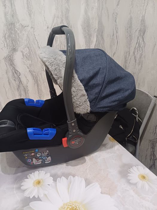 Продаётся фирменный авто люлька