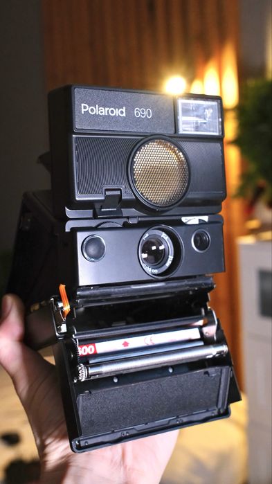 Продам люкс фотоаппарат из кино Polaroid SLR690 + бонусы
