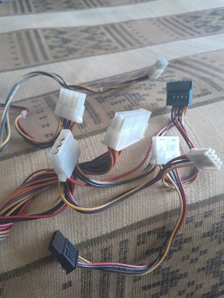 Блок питания для компьютера 400W Crown 2 Sata 3 Ide
