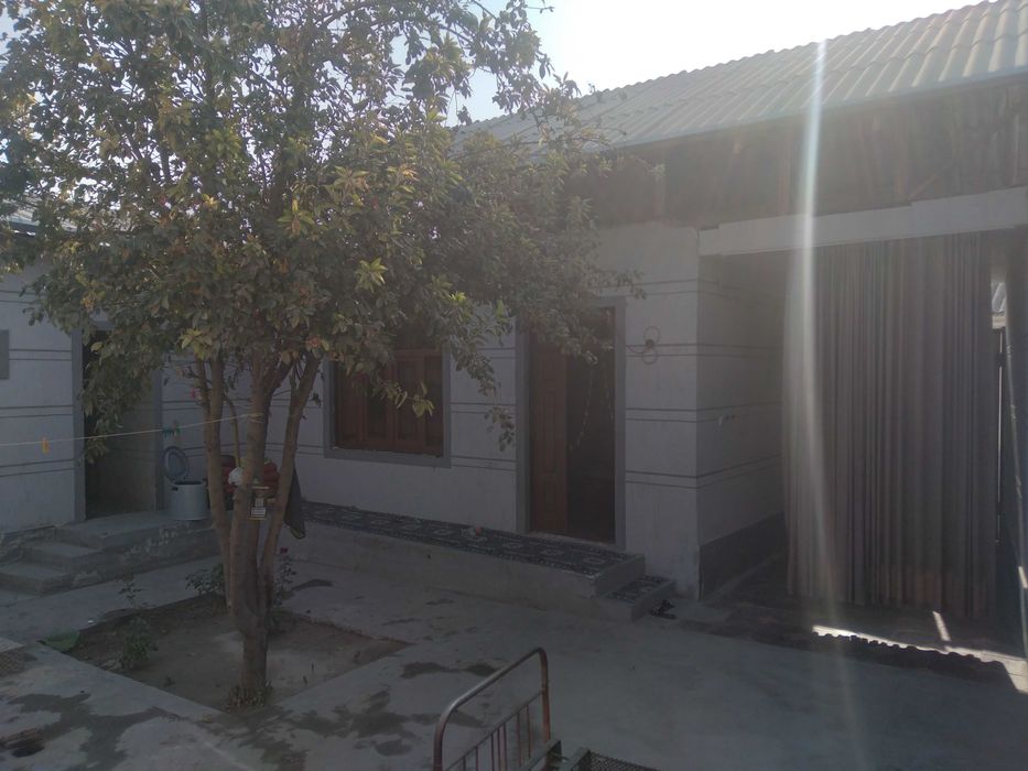 Uy sotiladi zudlik bilan