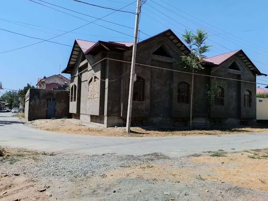 Продаю дом коробку вдоль дороги угловой Сергели