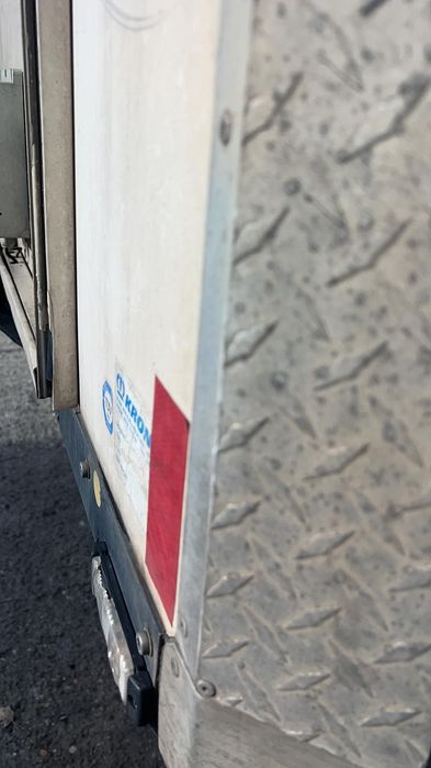 Semiremorca frigorifica mega