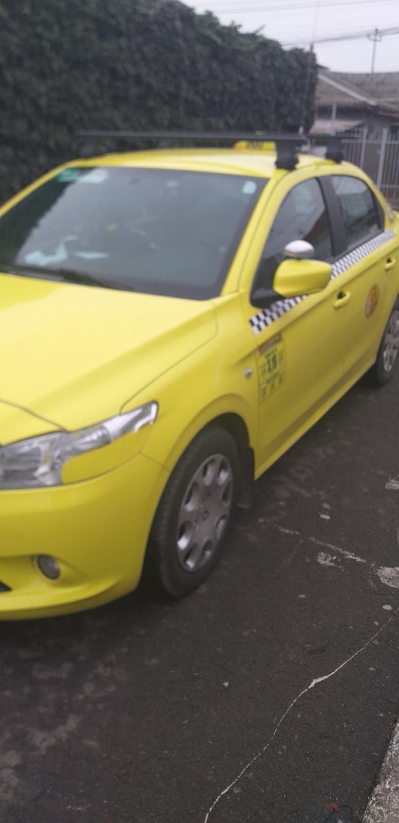 De vânzare Licență taxi cu mașina Peugeot 301