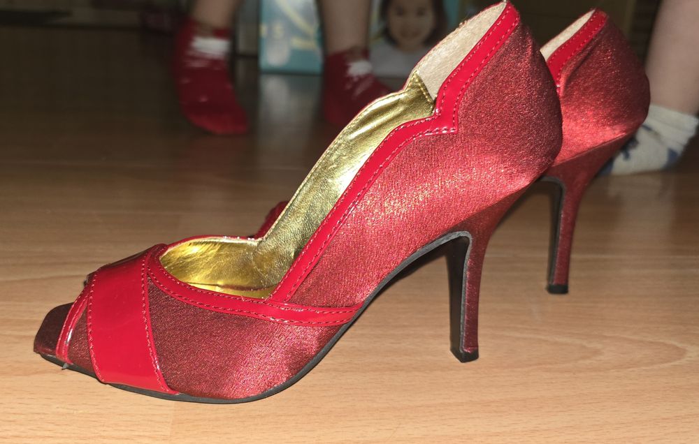 Чисто нови дамски обувки BOTINELLI