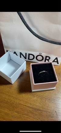 Продам кольцо Pandora  «Паве и красная эмаль»