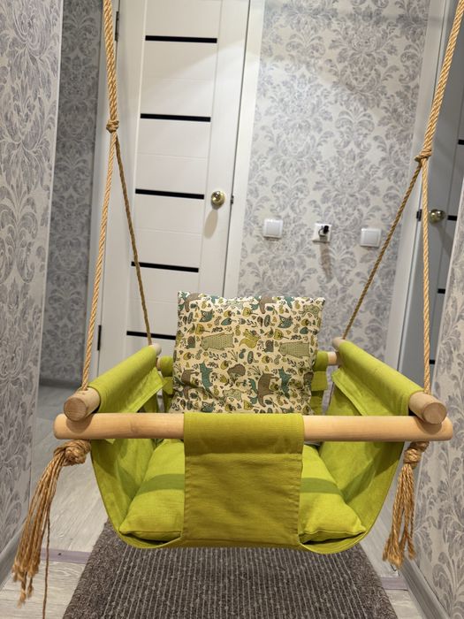 Подвесные качели из льна