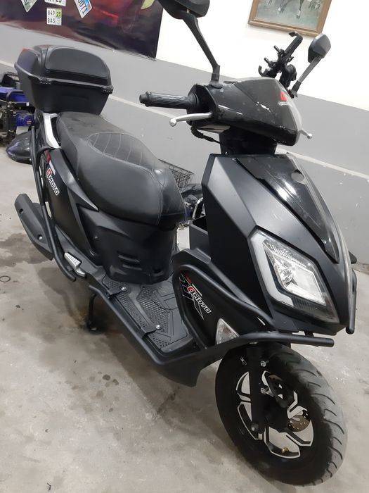 Skuter qiumotors 125cc