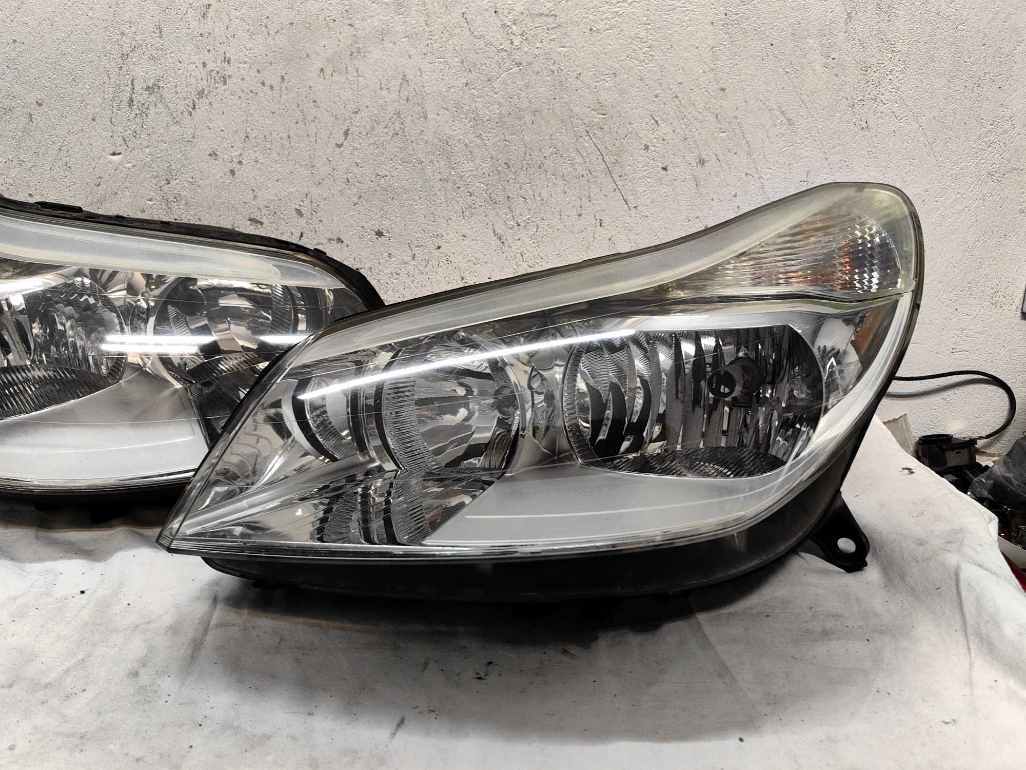 Оригинални фарове Ситроен Ц5  Citroen C5