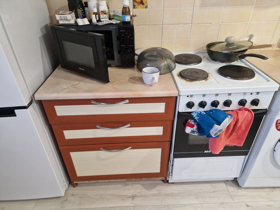 Кухонная мебель гарнитур