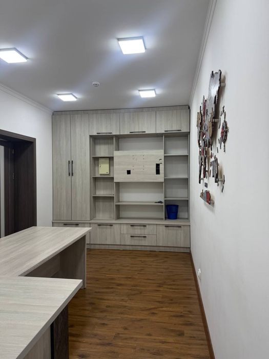 Аренда Офис с Мебелью 180 кв Метро Айбек Космонавтов Гостиница Россия