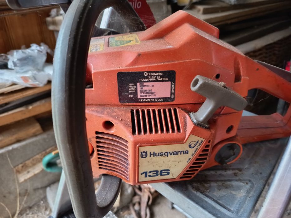 Se vinde Husqvarna 137