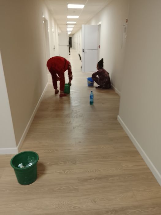 Uy tozalimiz sifatli.Honadon,ofis,uchastka,darchala,bogʻcha,maktab,