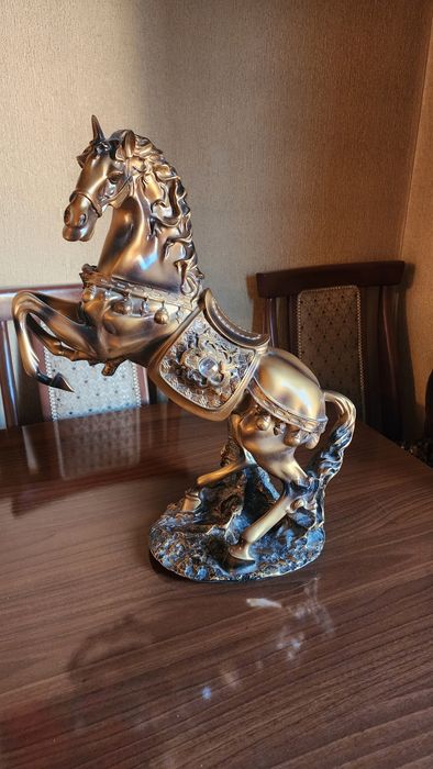 Статуэтка .Сувенир Лошадь