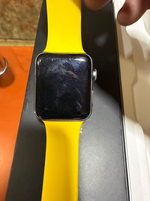 Продам apple watch series 3 NIKE 42mm