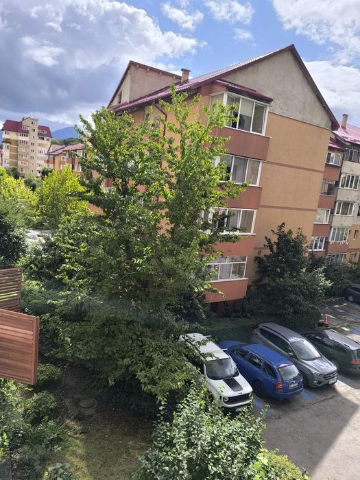 Apartament cu 3 camere in Racadau