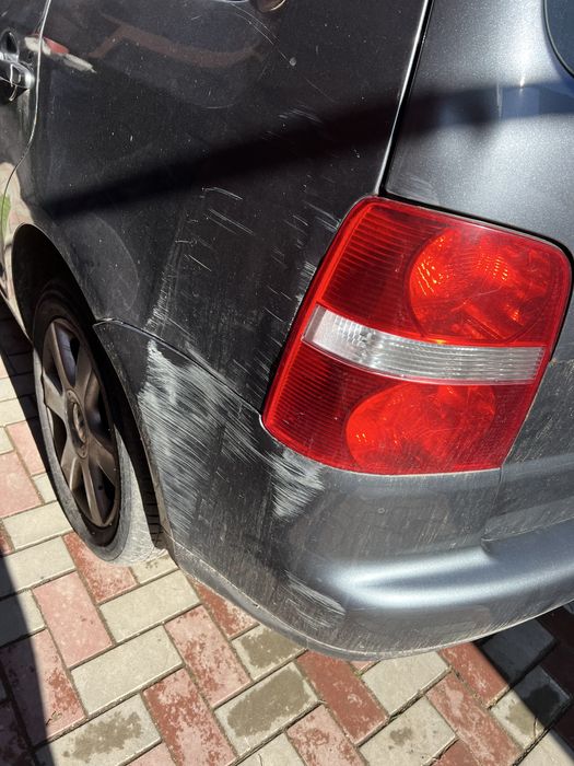 VW Touran 2.0 Diesel, 140CP-  2005