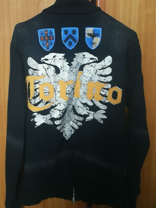 Torino cu fermoar neagră